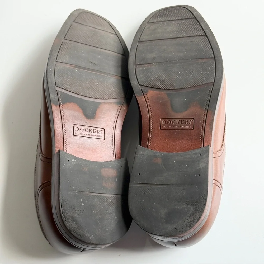 Dockers Men's Slip On Dress Oxfords Brown Size 11.5